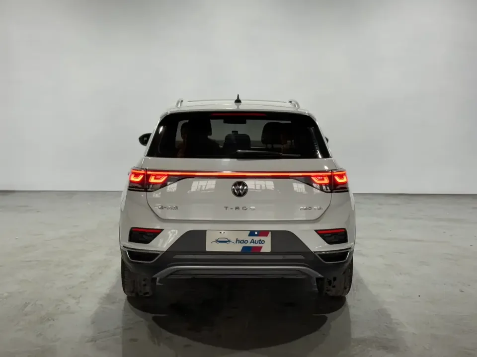 Volkswagen T-Roc TANG 2023 280TSI DSG Time Edition 2023 — thumbnail 2