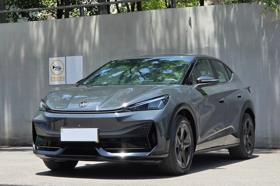 Volkswagen With the crowd06 With the crowd06 2024 Ultra long battery life 2025 — photo 1, buy with delivery to Moscow