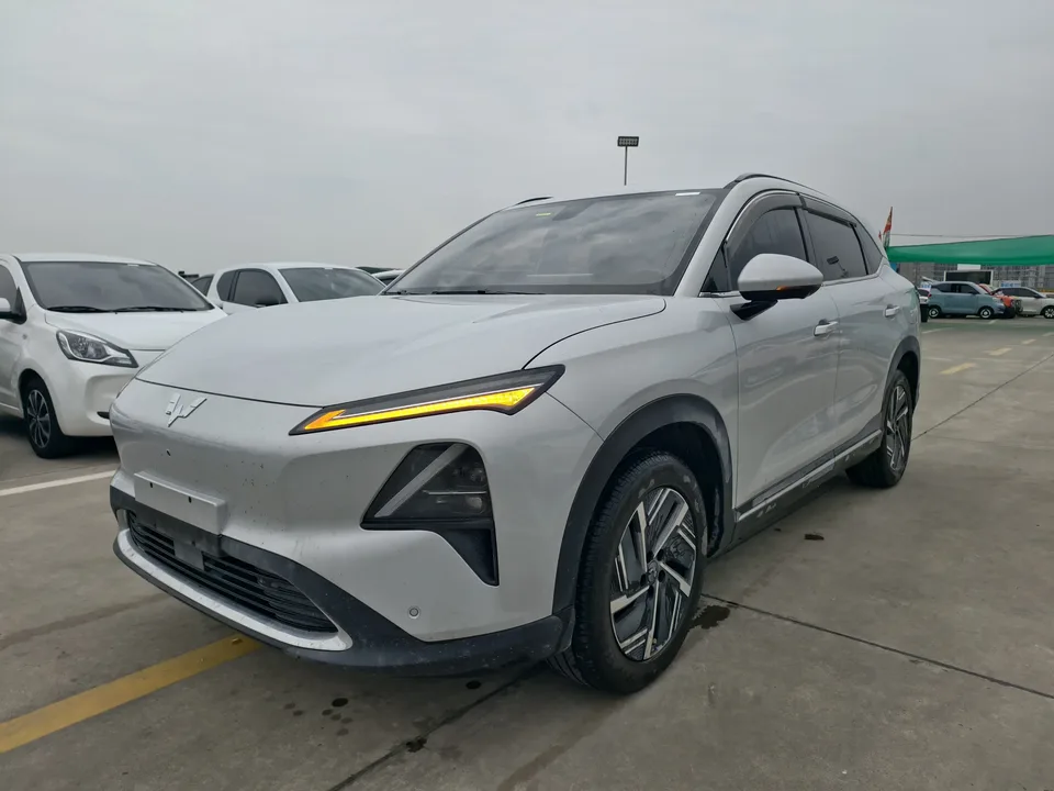 Wuling Starlight S PHEV Wuling Starlight S PHEV 2024 130km Pilot 2025 — photo 1, buy with delivery to Moscow