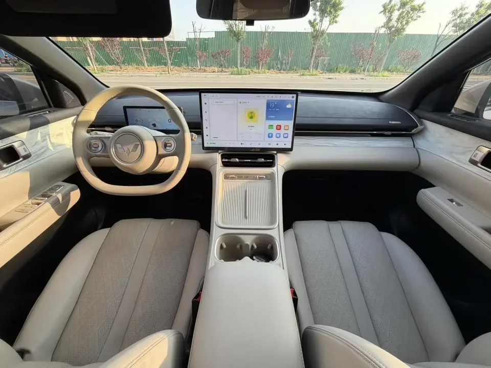 Wuling Starlight S PHEV Wuling Starlight S PHEV 2024 130km Flagship 2024 — thumbnail 3