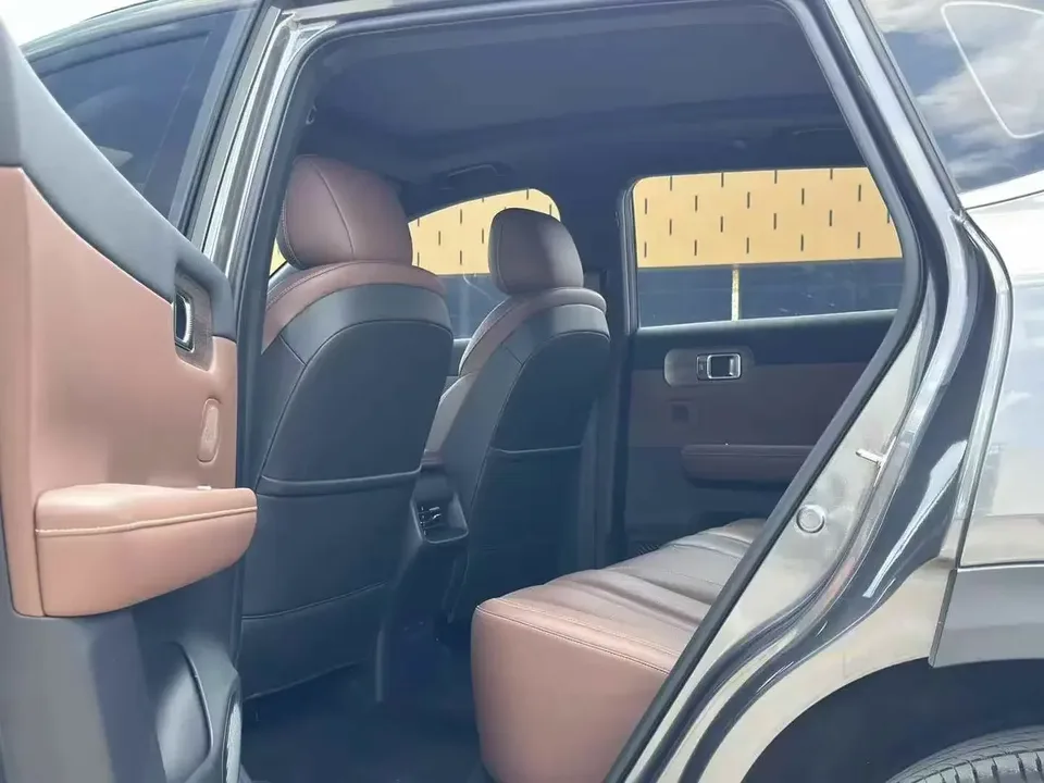 Wuling Starlight S PHEV Wuling Starlight S PHEV 2024 130km Flagship 2024 — thumbnail 3