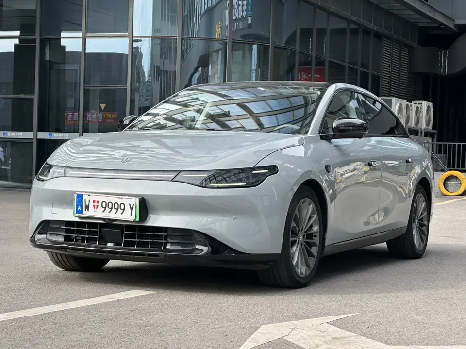 Leapmotor Zero running C01 Zero running C01 2024 Pure electric version 525 Premium Edition 2024 — photo 1, buy with delivery to Moscow