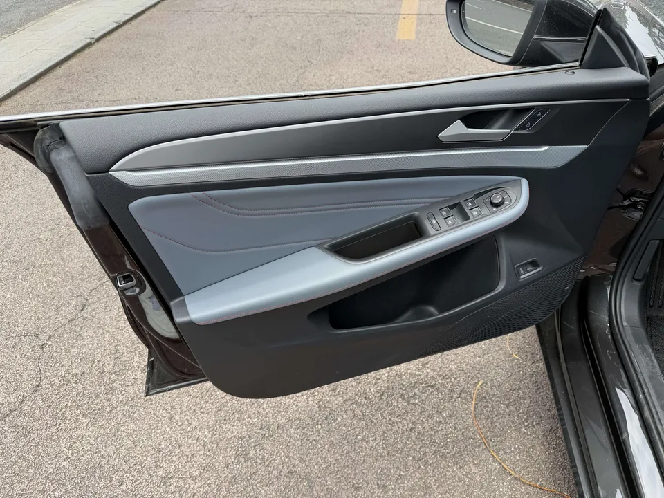 Volkswagen Lamando Lingdu 2023 Lingdu L 280TSI DSG Super Hot Flagship Edition 2023 — thumbnail 2