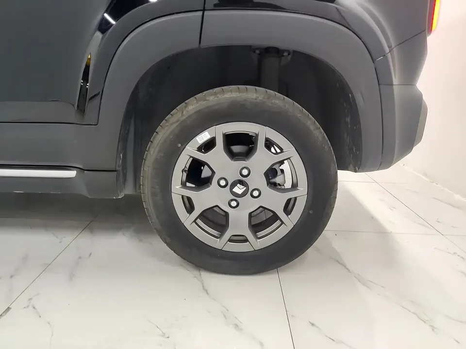 Baojun Yueya Plus Yueya Plus 2026 301km Flagship Edition 2025 — thumbnail 3
