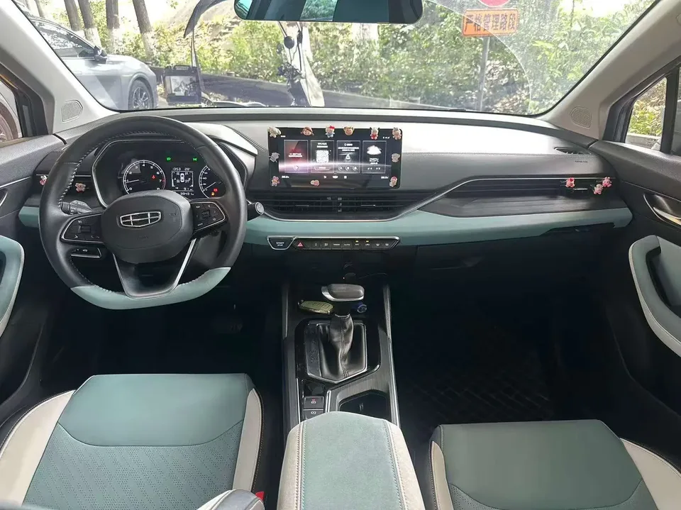 Geely Emgrand S Emgrand S 2022 1.4T CVT Crossover Player Edition 2022 — thumbnail 5
