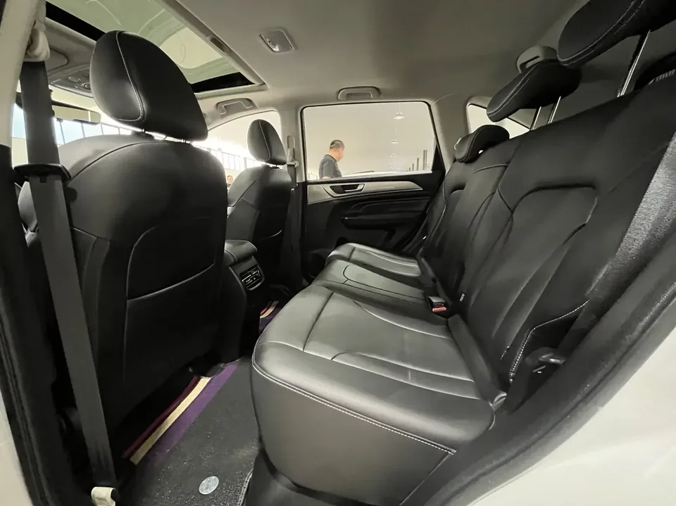 Haval M6 Haval M6 2021 PLUS 1.5T DCT Luxury Intelligent Connection 2022 — thumbnail 3