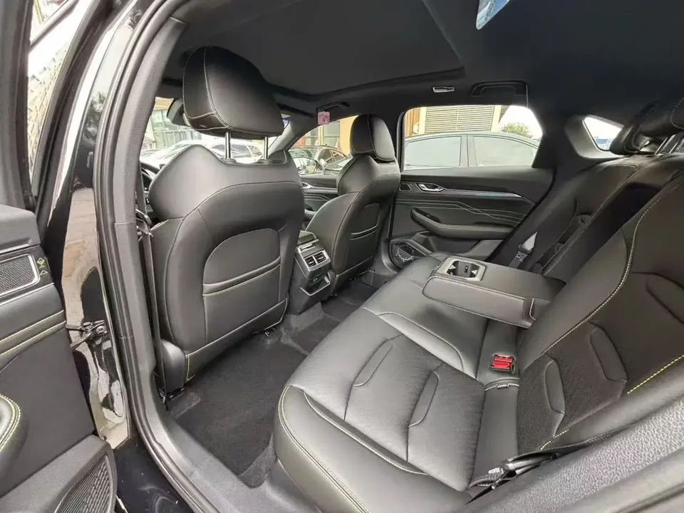 Geely Preface Xing Rui 2023 1.5T Kunlun Edition 2023 — thumbnail 3