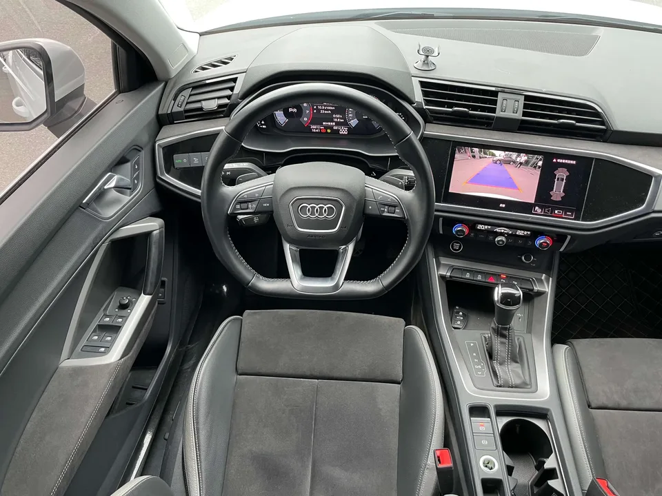 Audi Q3 Audi Q3 2022 35 TFSI Stylish Dynamic 2022 — миниатюра 3