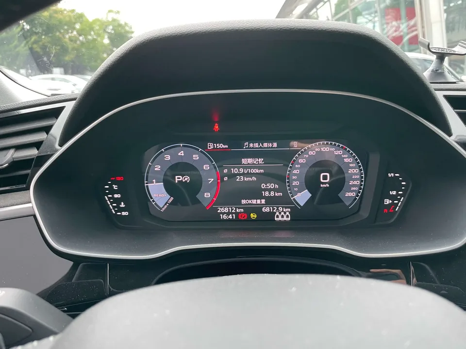 Audi Q3 Audi Q3 2022 35 TFSI Stylish Dynamic 2022 — миниатюра 5