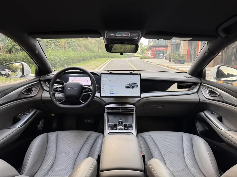 BYD Seal DM Seal DM 2024 Honor Edition DM-i 1.5L 121KM Elite 2024 — thumbnail 4