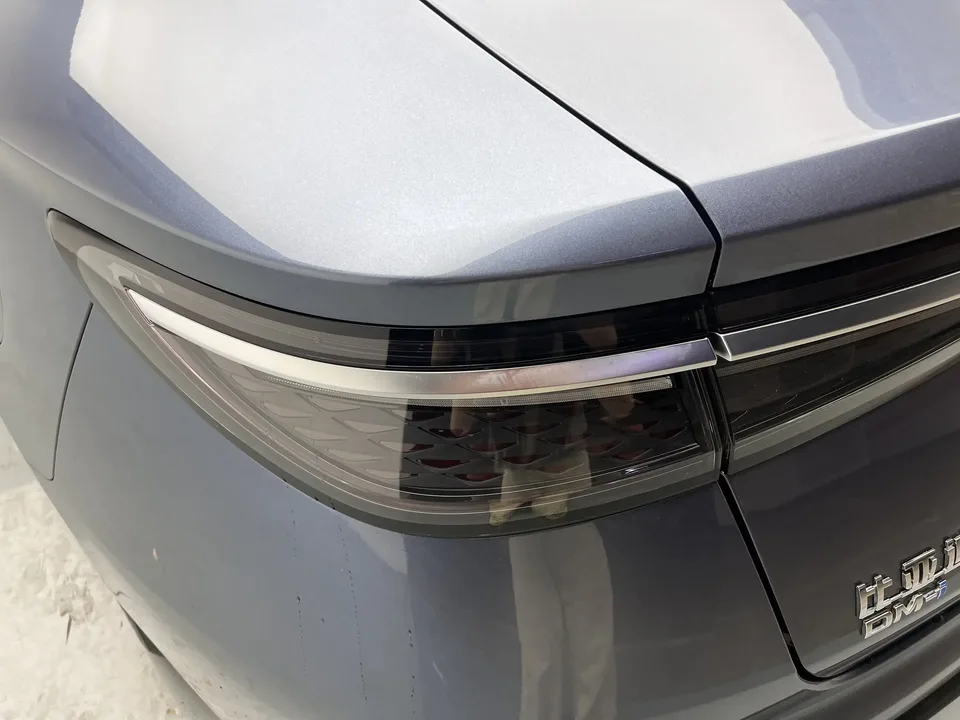 BYD Seal DM Seal DM 2024 Honor Edition DM-i 1.5L 121KM Luxury Model 2024 — thumbnail 4