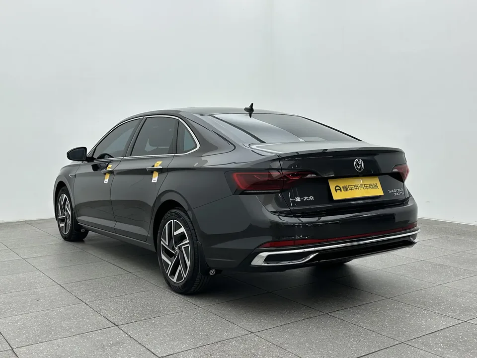Volkswagen Sagitar Sagitar 2025 300TSI DSG Beyond Edition 2025 — thumbnail 2
