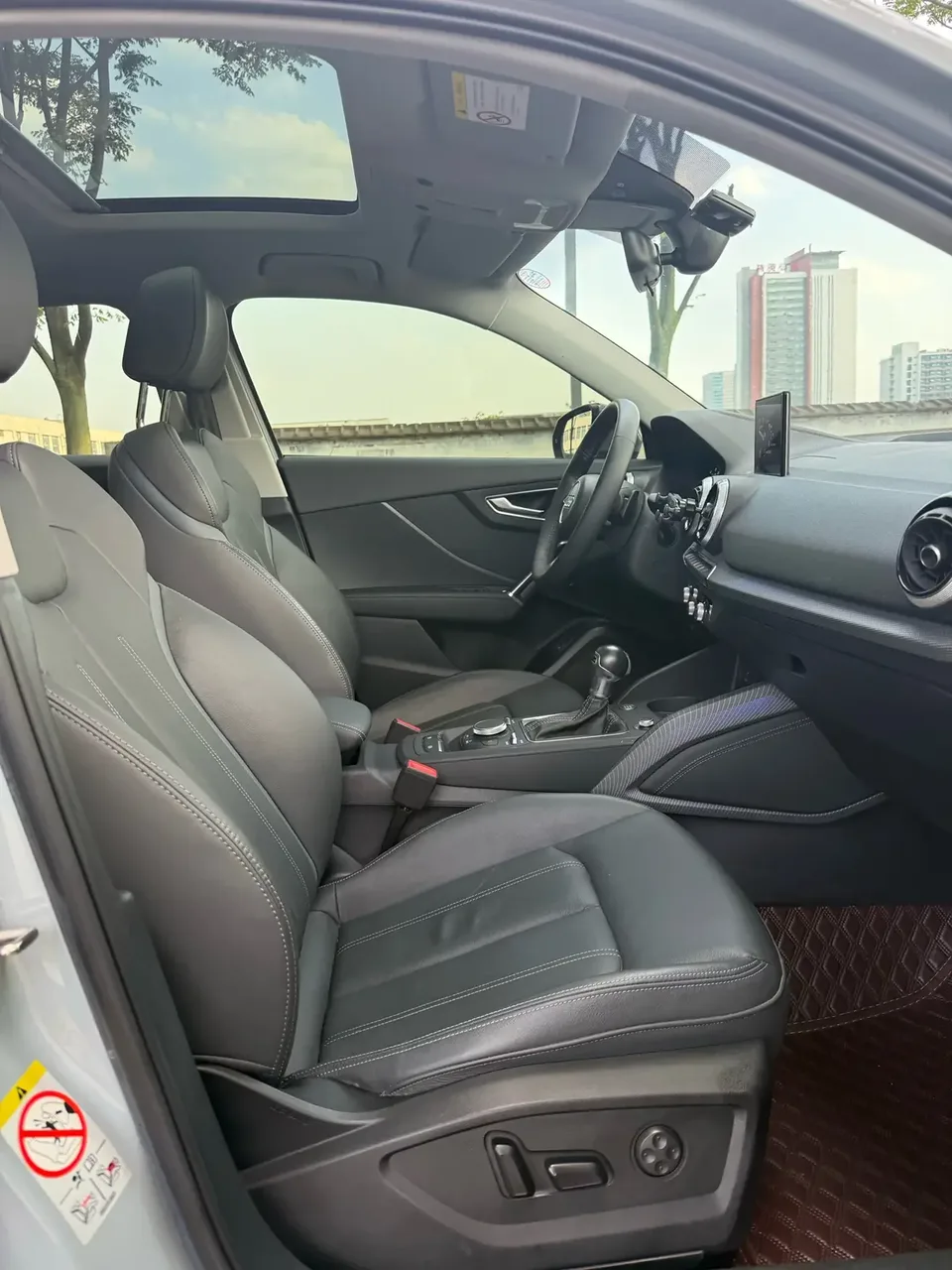 Audi Q2L Audi Q2L 2021 35TFSI Luxury Dynamic Model 2022 — thumbnail 5