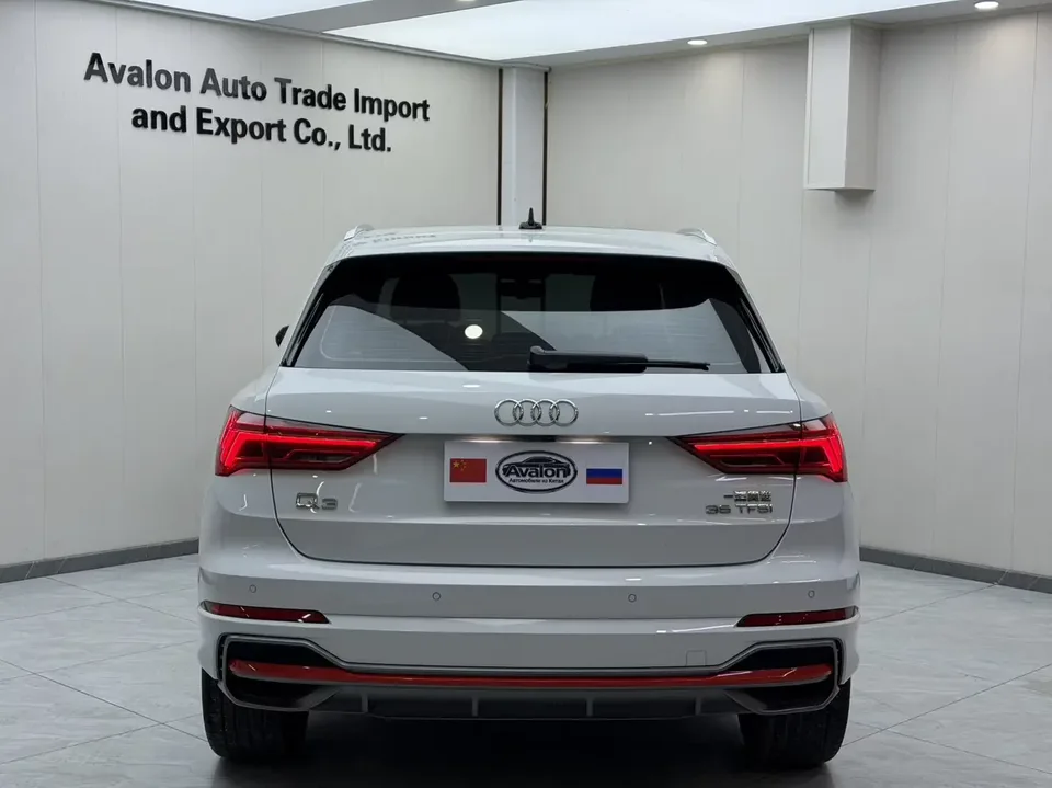 Audi Q3 Audi Q3 2023 35 TFSI Stylish Dynamic 2022 — миниатюра 2