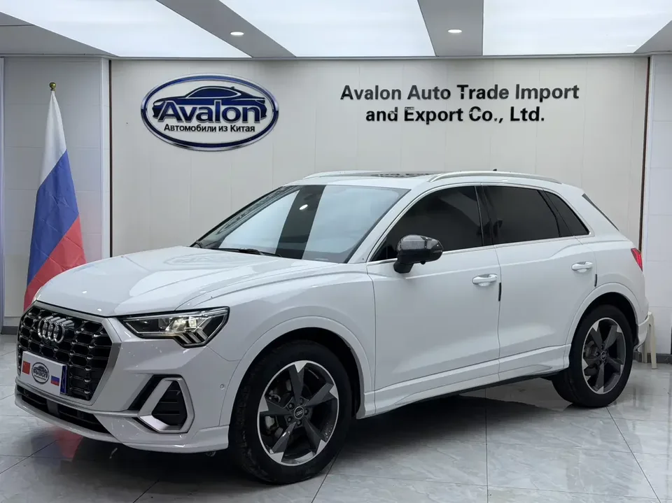 Audi Q3 Audi Q3 2023 35 TFSI Stylish Dynamic 2022 — фото 1, купить с доставкой в Москву