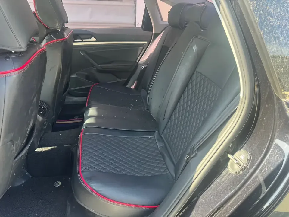 Volkswagen Lavida Lavida 2023 280TSI DSG Starry Sky Edition 2022 — миниатюра 5