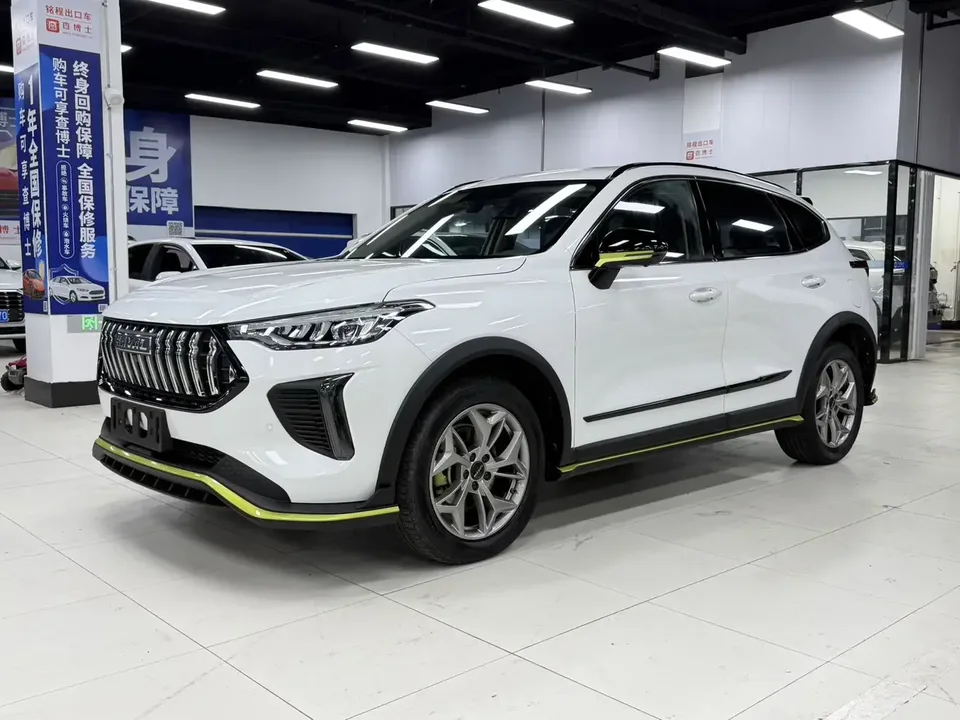 Haval Harvard Red Rabbit Harvard Red Rabbit 2022 Jinxiang Edition 1.5T Copper Rabbit 2022 — photo 1, buy with delivery to Moscow