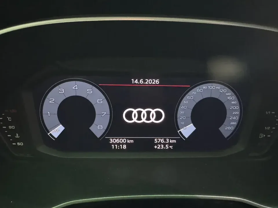 Audi Q3 Audi Q3 2022 35 TFSI Stylish Dynamic 2022 — миниатюра 3
