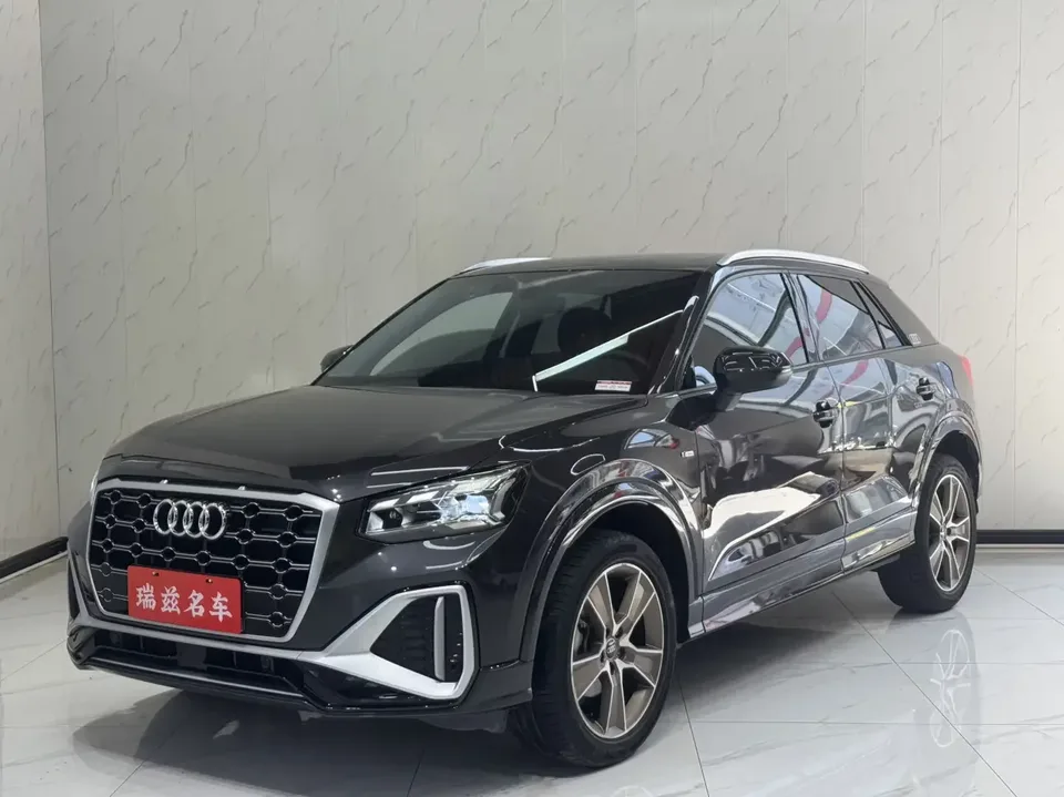 Audi Q2L Audi Q2L 2022 35 TFSI Stylish Dynamic 2023 — photo 1, buy with delivery to Moscow