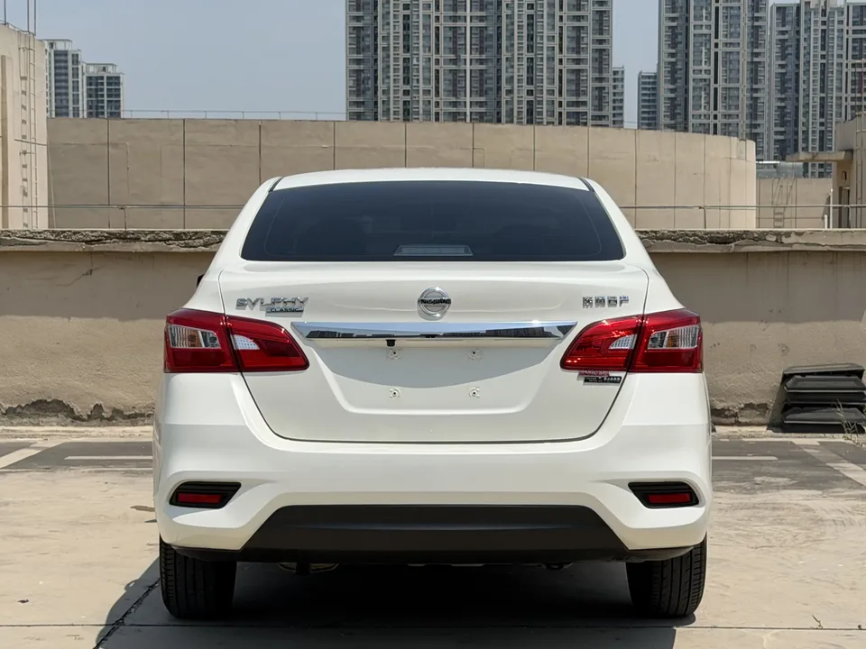 Nissan Sylphy Sylphy 2024 Modified classic 1.6L XE+ CVT large screen version 2025 — thumbnail 2