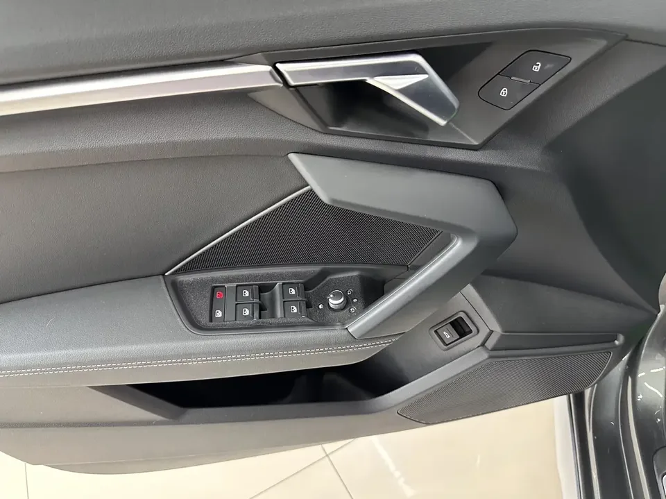 Audi A3 Audi A3 2023 A3L Limousine 35 TFSI facelift: stylish and sporty 2023 — thumbnail 5