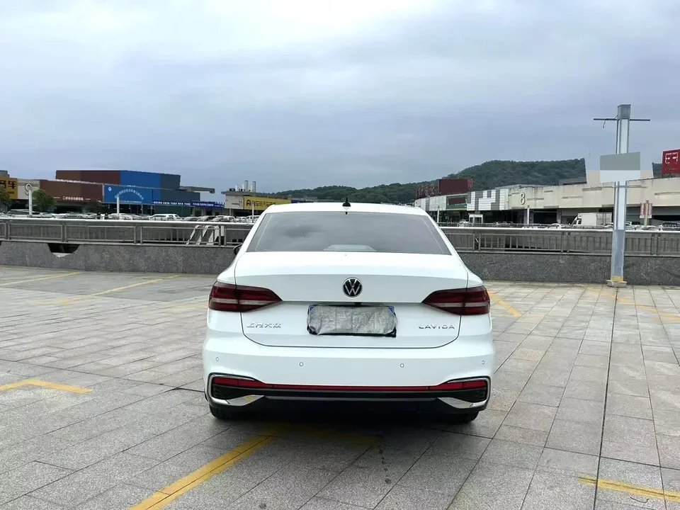 Volkswagen Lavida Lavida 2024 1.5L Automatic Starry Sky 5 Million Edition 2024 — миниатюра 2