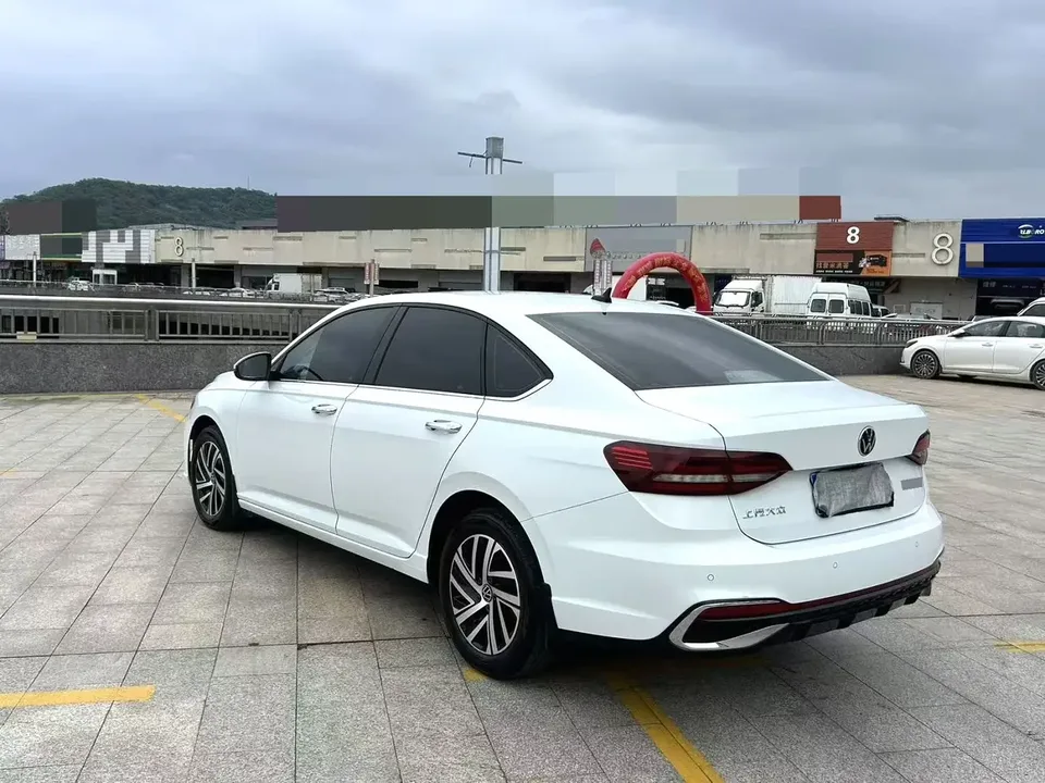 Volkswagen Lavida Lavida 2024 1.5L Automatic Starry Sky 5 Million Edition 2024 — миниатюра 4