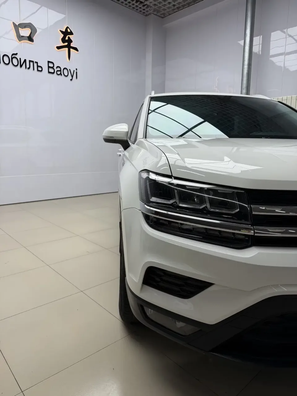 Volkswagen Tharu tuyue 2022 280TSI 2WD Deluxe Edition 2022 — thumbnail 3