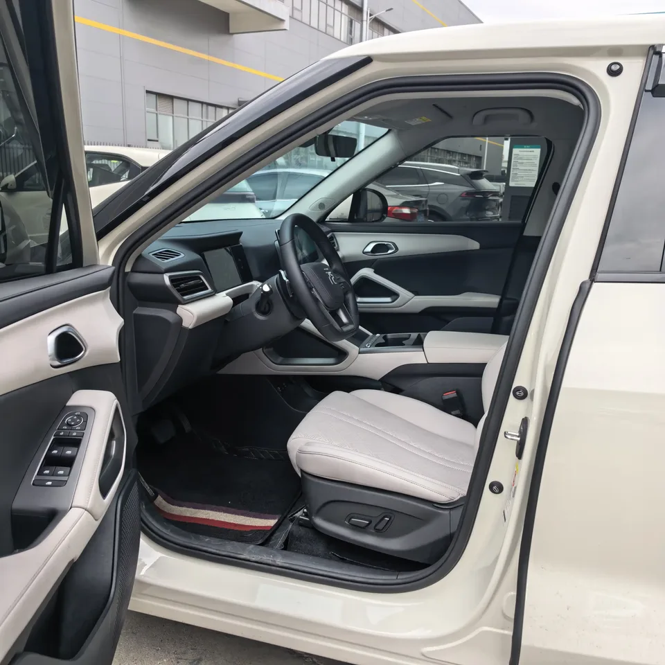BYD Yuan Up Yuan UP 2025 Intelligent Driving Edition 401KM Leading Type 2025 — thumbnail 4