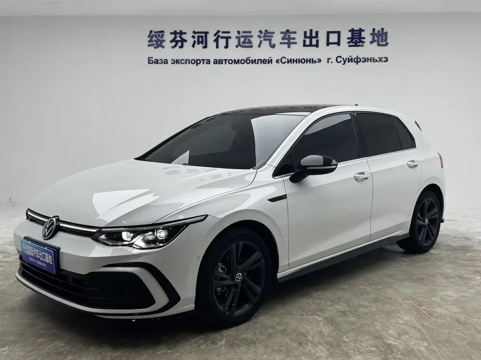 Volkswagen Golf golf 2023 280TSI DSG R-Line Lite 2023 — photo 1, buy with delivery to Moscow