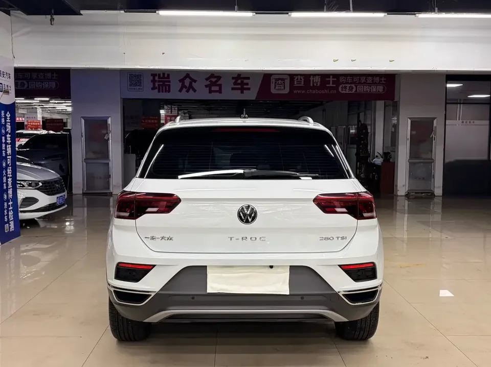 Volkswagen T-Roc TANG 2022 280TSI DSG 2WD Elite PLUS 2022 — thumbnail 2