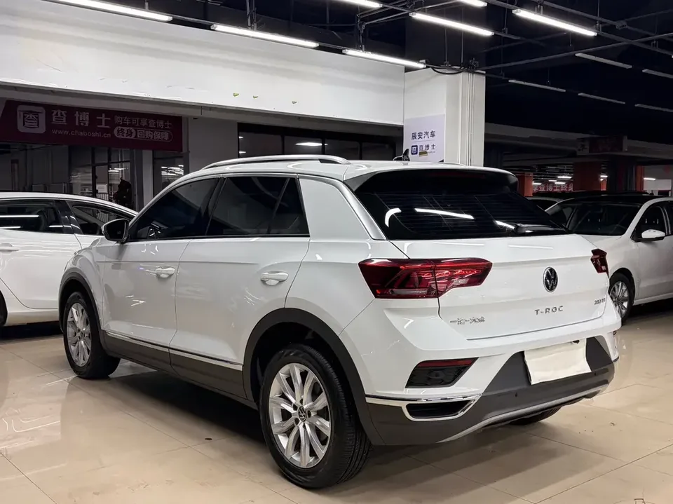 Volkswagen T-Roc TANG 2022 280TSI DSG 2WD Elite PLUS 2022 — thumbnail 4