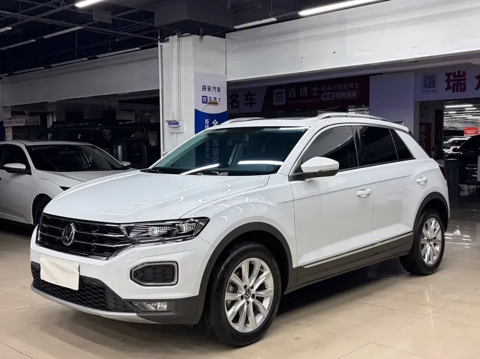 Volkswagen T-Roc TANG 2022 280TSI DSG 2WD Elite PLUS 2022 — photo 1, buy with delivery to Moscow