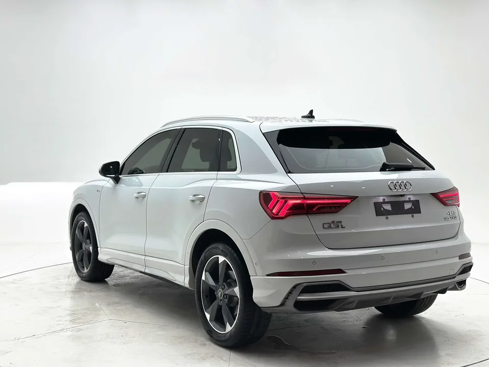 Audi Q3 Audi Q3 2022 35 TFSI Stylish Dynamic 2022 — thumbnail 2
