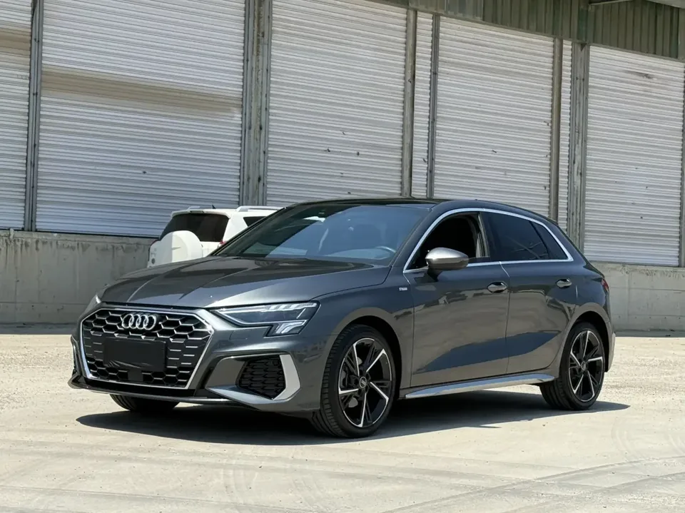 Audi A3 Audi A3 2024 Sportback 35 TFSI Stylish and sporty 2024 — photo 1, buy with delivery to Moscow