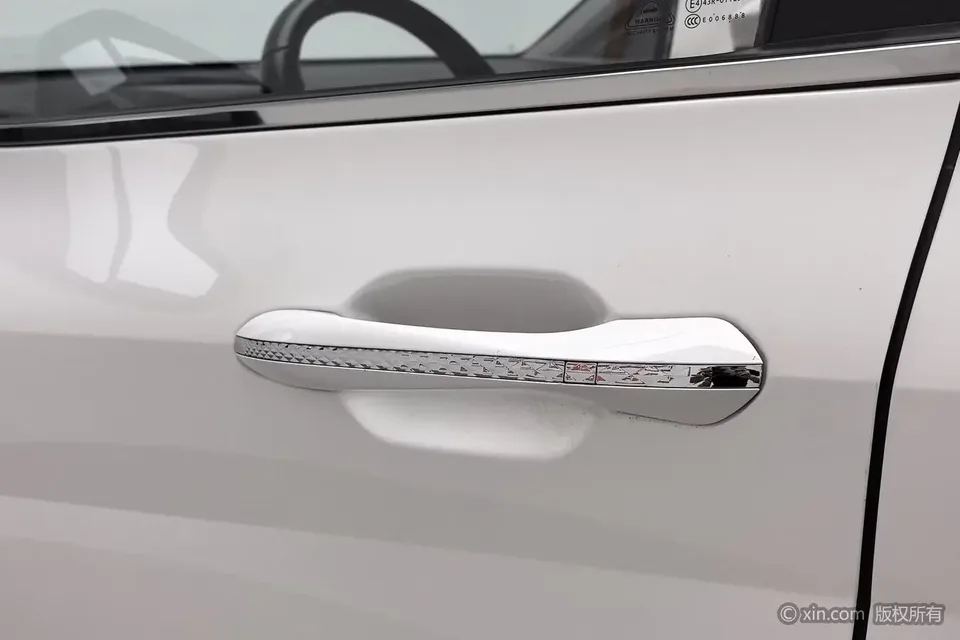 Hyundai Kustu Kustu 2021 270TGDi Premium Edition LUX 2023 — миниатюра 3
