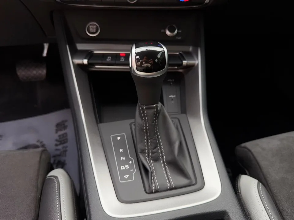 Audi Q3 Audi Q3 2022 35 TFSI Stylish Dynamic 2022 — thumbnail 5