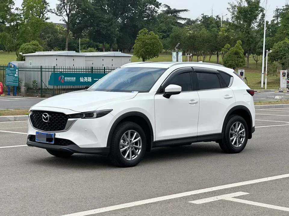 Mazda CX-5 Mazda CX-5 2022 2.0L Automatic 2WD Smart Elegance 2023 — photo 1, buy with delivery to Moscow