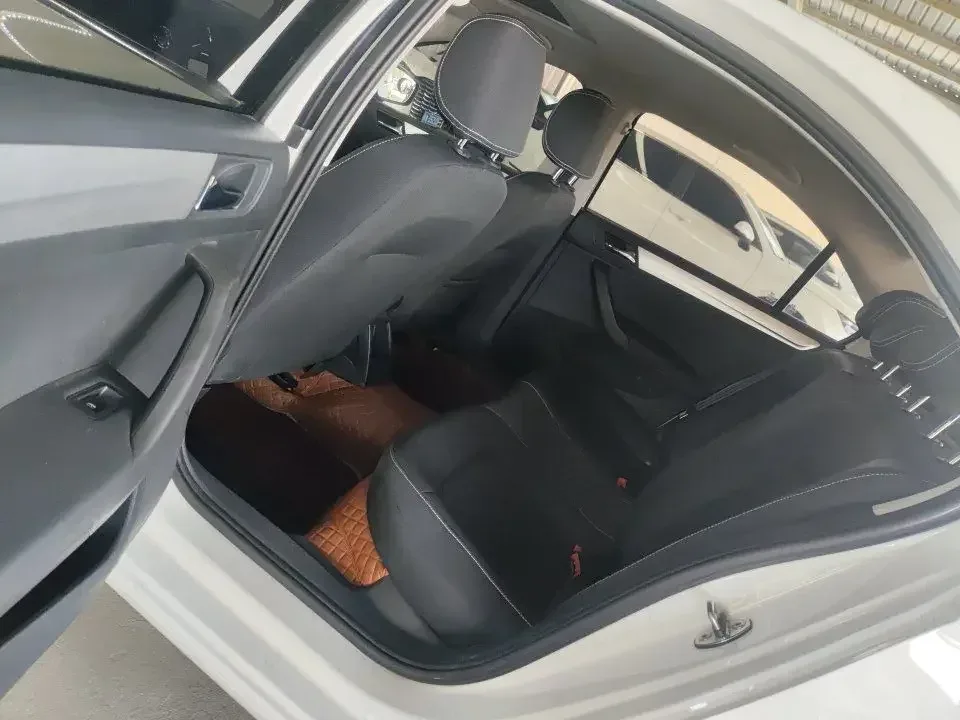 Skoda Xin Rui Xin Rui 2022 1.5L Automatic Comfort Edition 2022 — thumbnail 3