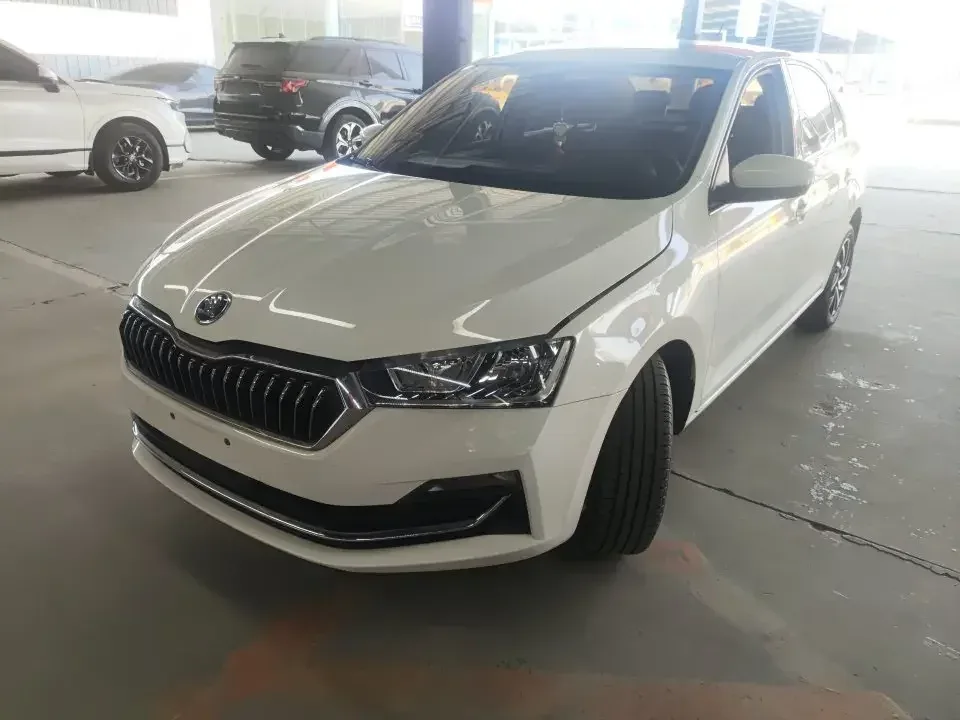 Skoda Xin Rui Xin Rui 2022 1.5L Automatic Comfort Edition 2022 — photo 1, buy with delivery to Moscow
