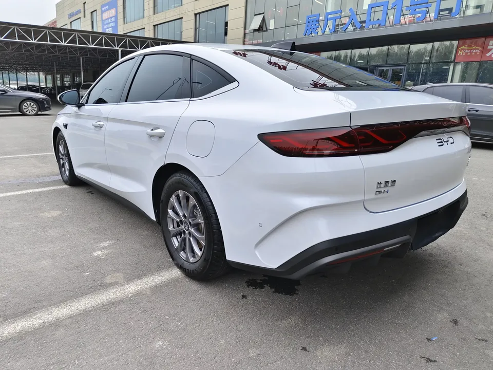 BYD Qin L DM Qin L DM 2025 Intelligent Driving Edition DM-i 80KM Leading Edition 2025 — thumbnail 4