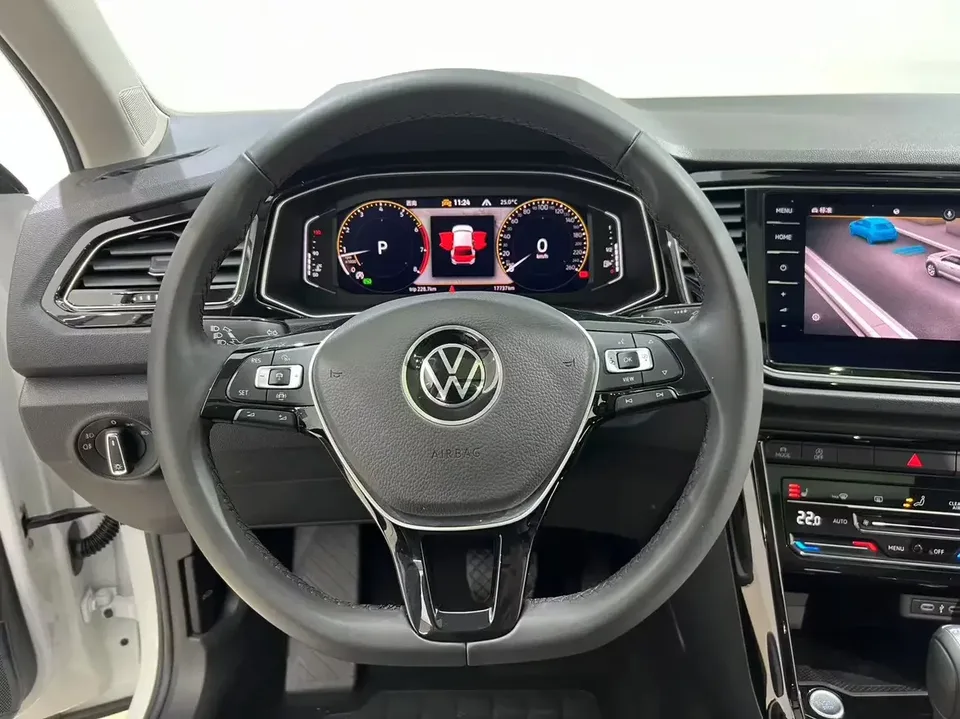 Volkswagen T-Roc TANG 2022 280TSI DSG 2WD Comfort PLUS 2022 — thumbnail 4