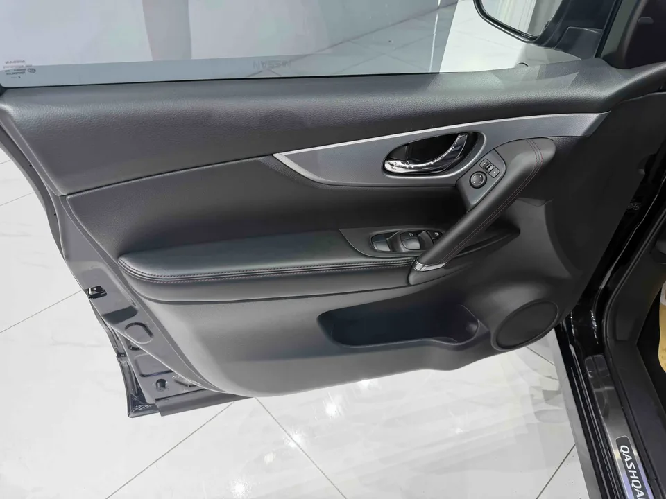 Nissan Qashqai Qashqai 2022 2.0L CVT XV Prem Happy Night Edition 2023 — thumbnail 3