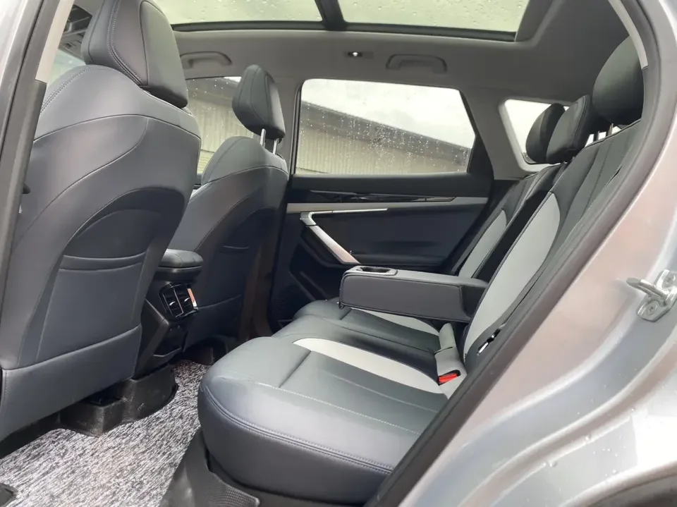 Geely Atlas L Boyue L 2024 1.5TD DCT Premium Edition 2024 — thumbnail 3