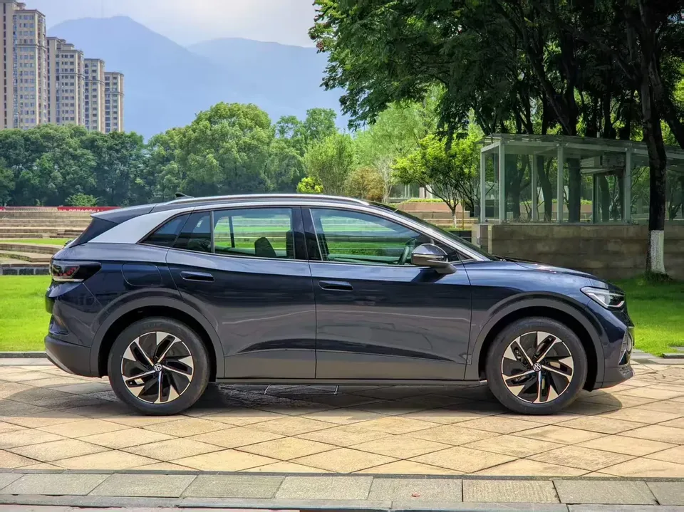 Volkswagen ID.4 Crozz ID.4 CROZZ 2025 Pure Enjoyment Edition 2026 — thumbnail 2