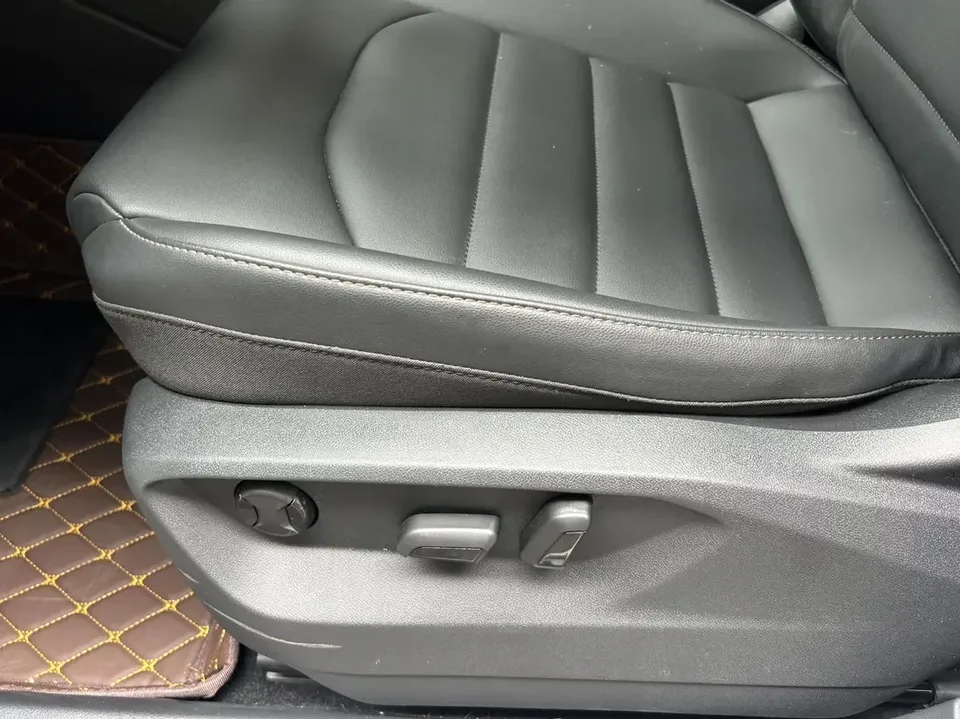 Volkswagen Tharu tuyue 2021 280TSI 2WD Comfort Edition 2022 — thumbnail 4