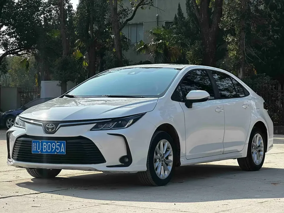 Toyota Corolla Corolla 2021 1.2T S-CVT Elite Edition 2023 — photo 1, buy with delivery to Moscow