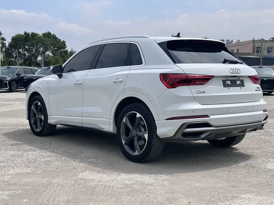 Audi Q3 Audi Q3 2023 35 TFSI Stylish Dynamic 2023 — thumbnail 2