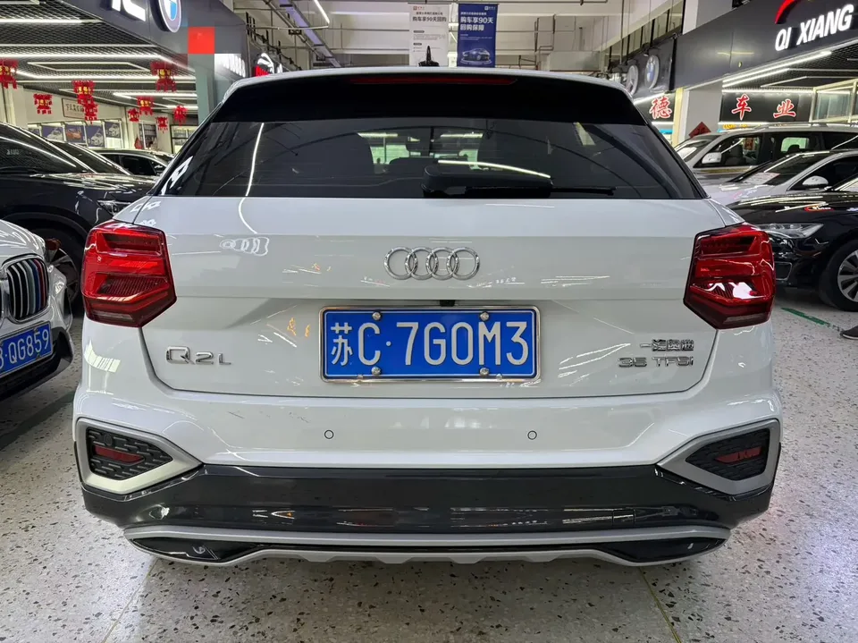 Audi Q2L Audi Q2L 2022 35 TFSI Stylish Dynamic 2023 — миниатюра 2