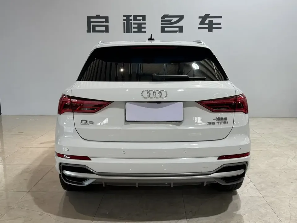 Audi Q3 Audi Q3 2023 35 TFSI Stylish Dynamic 2023 — thumbnail 2